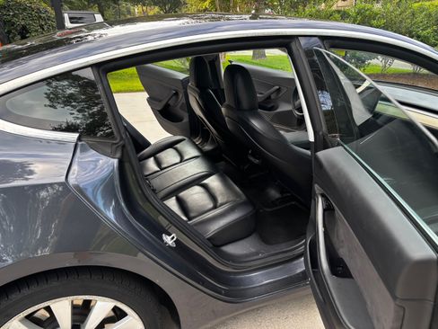 Used 2019 Tesla Model 3 Standard Range Plus RWD image 15