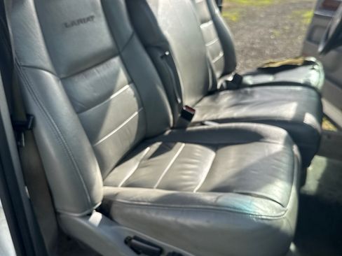 Used 2004 Ford F250 Lariat image 18