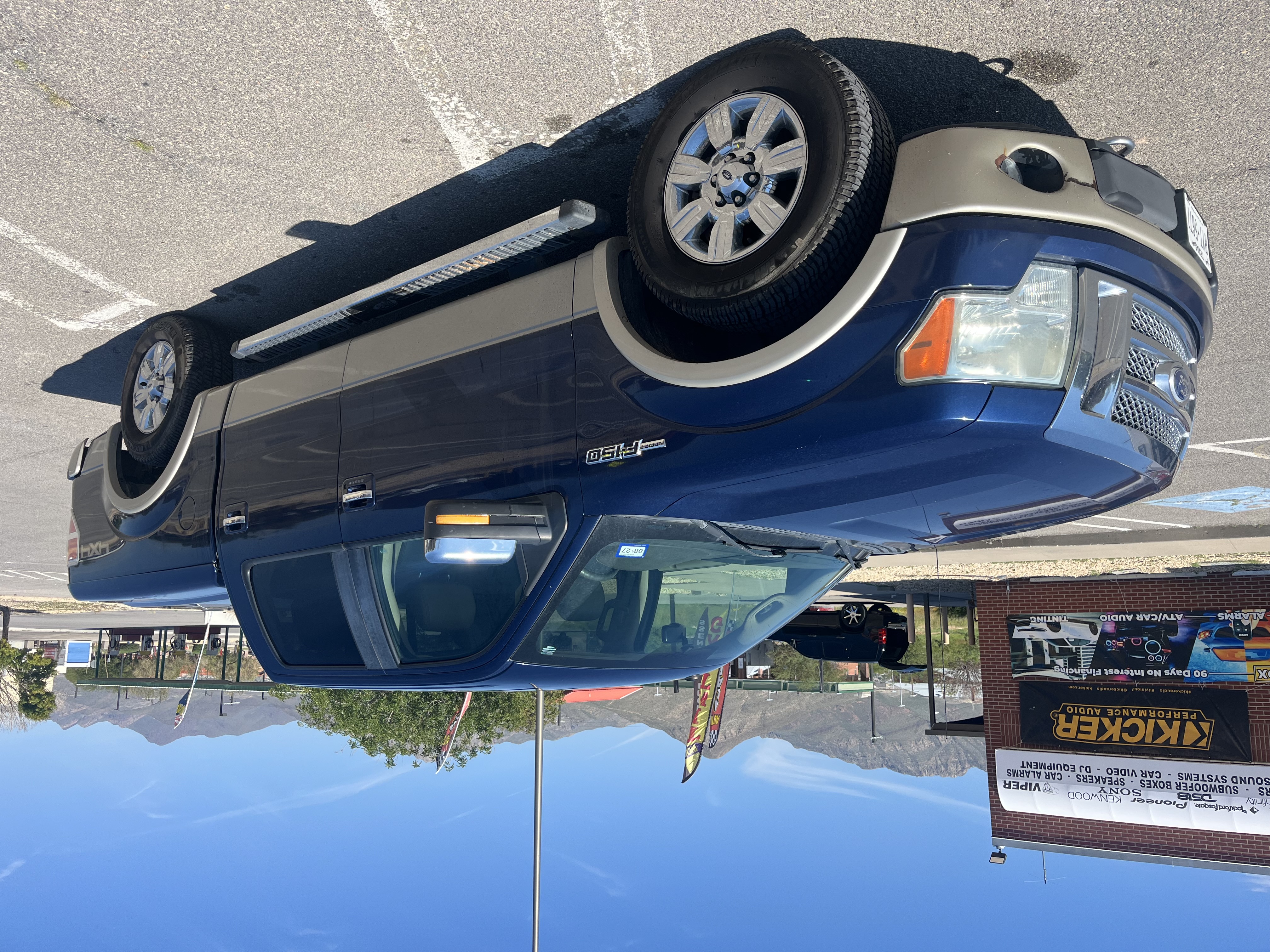 Used 2010 Ford F150 Lariat AWD/4WD image 2