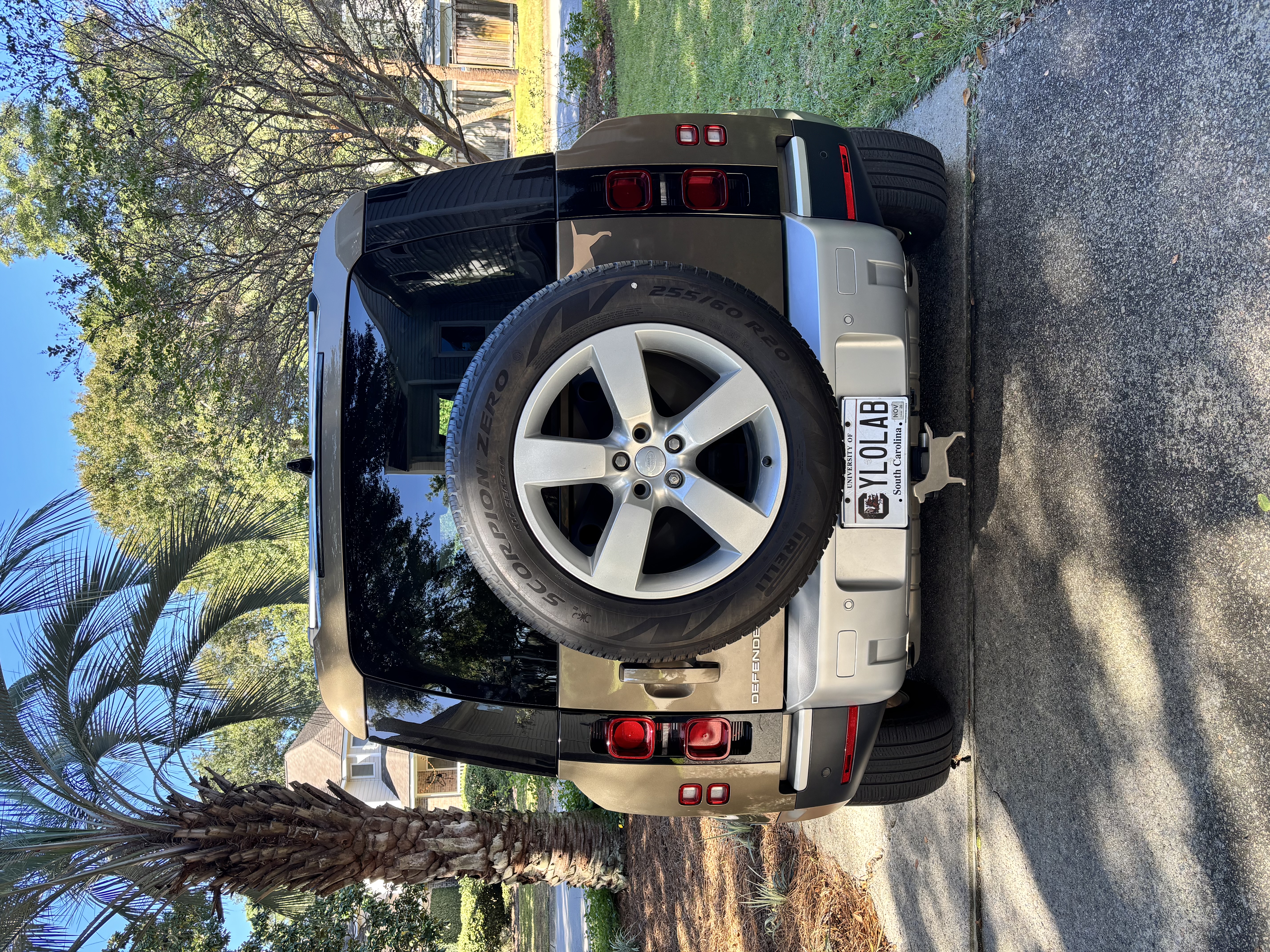 Used 2024 Land Rover Defender 110 S AWD/4WD image 10