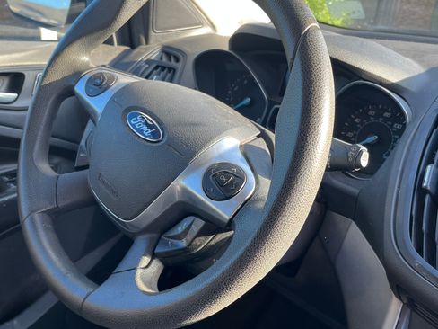 Used 2014 Ford Escape SE FWD image 11