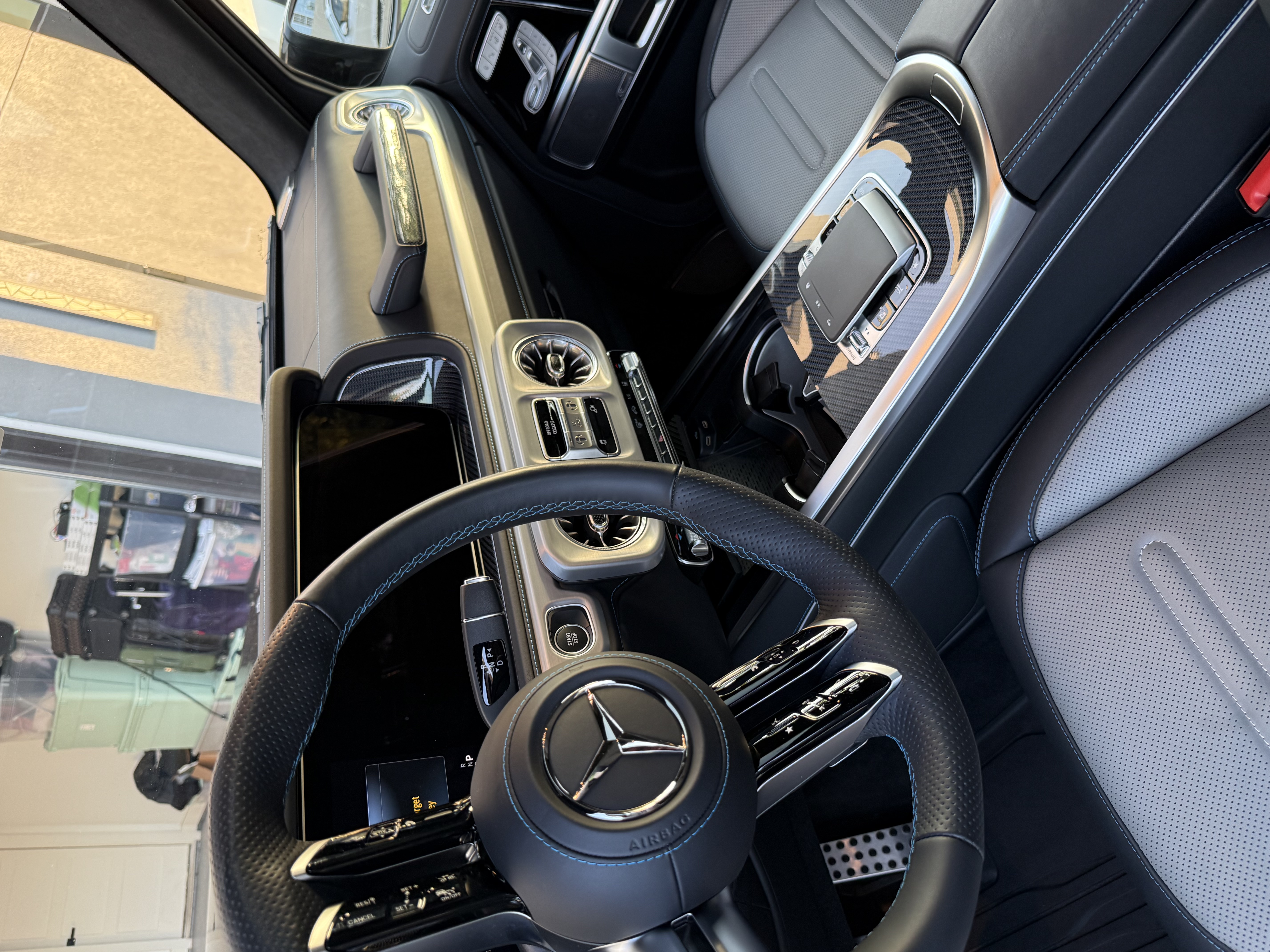 Used 2025 Mercedes-Benz G 580 w/ EQ Technology image 12