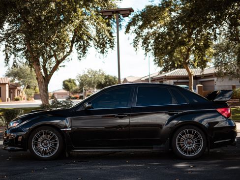 Used 2011 Subaru Impreza WRX STI Limited image 4