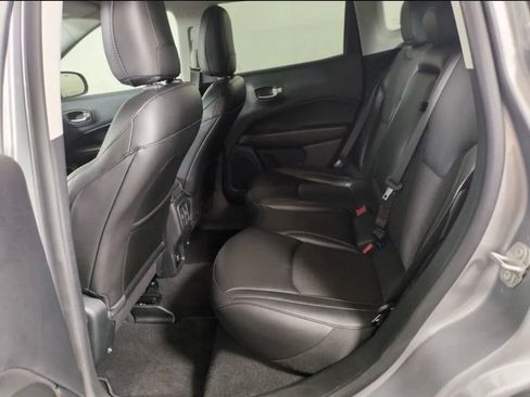 Used 2021 Jeep Compass Sport FWD image 17