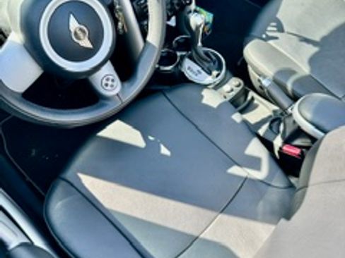 Used 2006 MINI Cooper Convertible FWD image 9