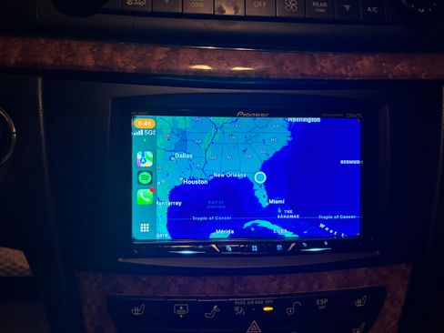 Used 2008 Mercedes-Benz E 550 Sedan image 12