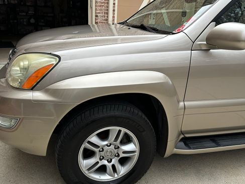 Used 2005 Lexus GX 470 image 4