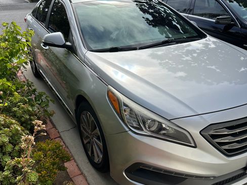 Used 2015 Hyundai Sonata Sport w/ Option Group 04 FWD image 6
