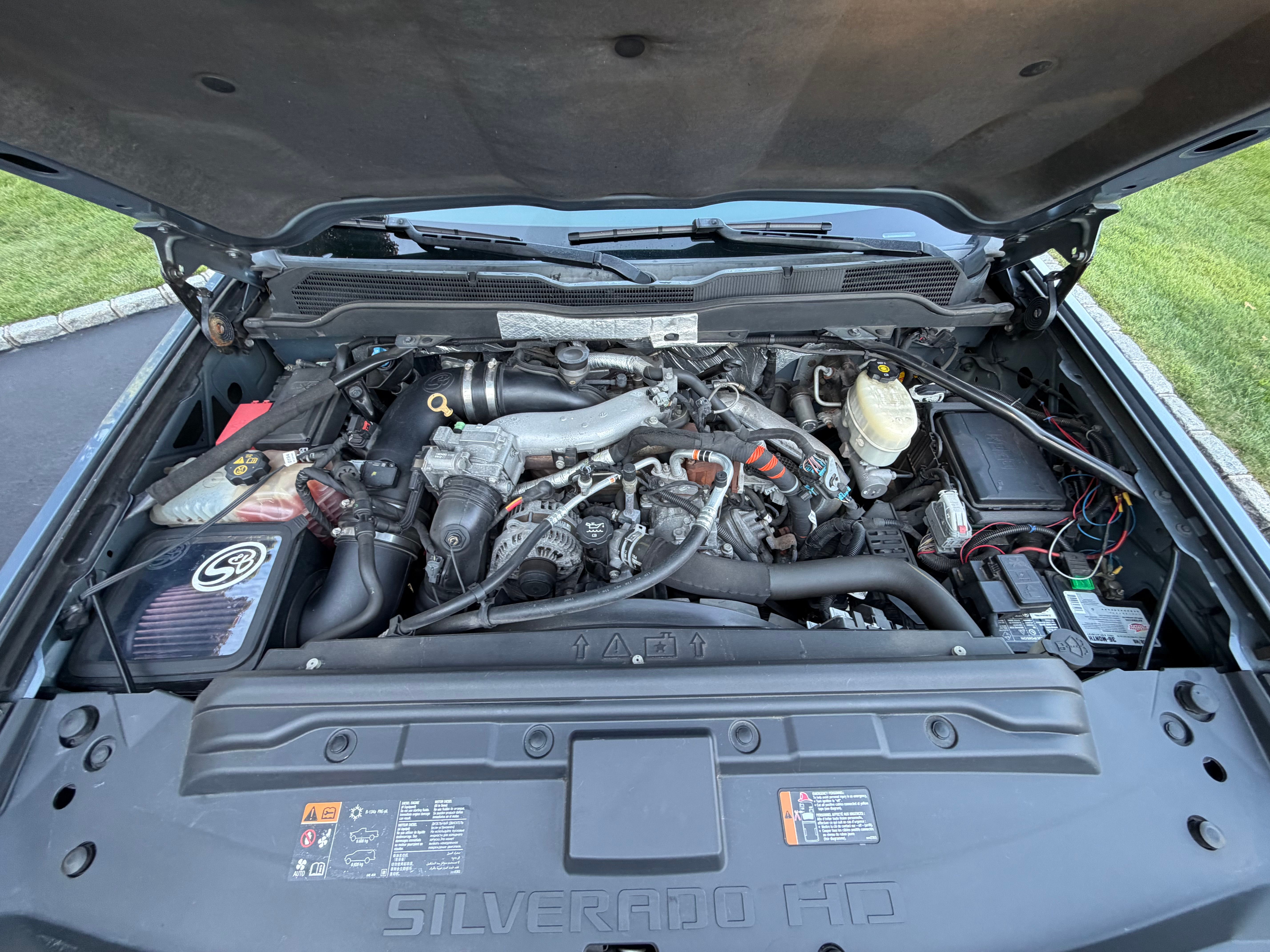 Used 2015 Chevrolet Silverado 2500 LTZ w/ Duramax Plus Package AWD/4WD image 5