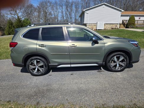 Used 2020 Subaru Forester Touring image 1