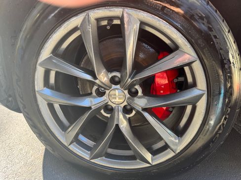 Used 2021 Tesla Model Y Performance image 24