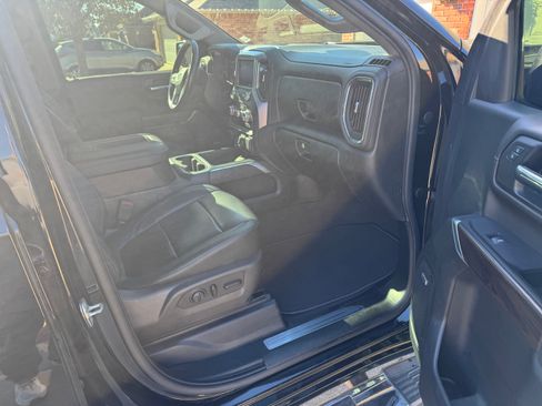 Used 2019 GMC Sierra 1500 SLT w/ SLT Premium Plus Package image 15