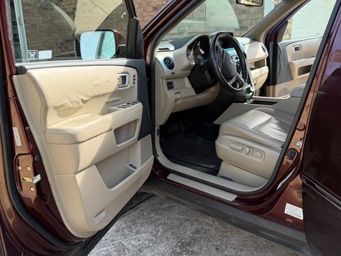 Used 2011 Honda Pilot Touring image 8