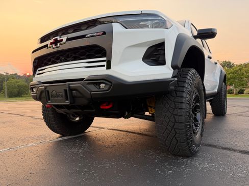 Used 2025 Chevrolet Colorado ZR2 w/ ZR2 Bison Edition AWD/4WD image 25