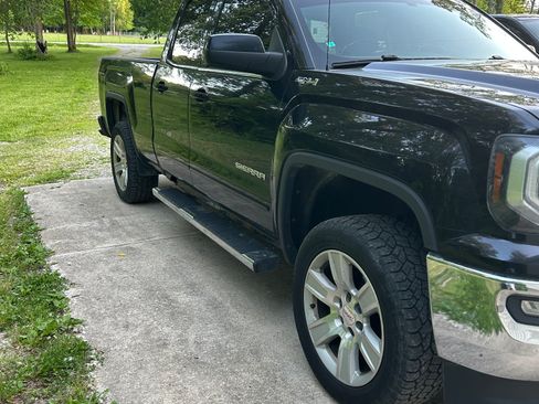 Used 2016 GMC Sierra 1500 SLE w/ SLE Value Package AWD/4WD image 1
