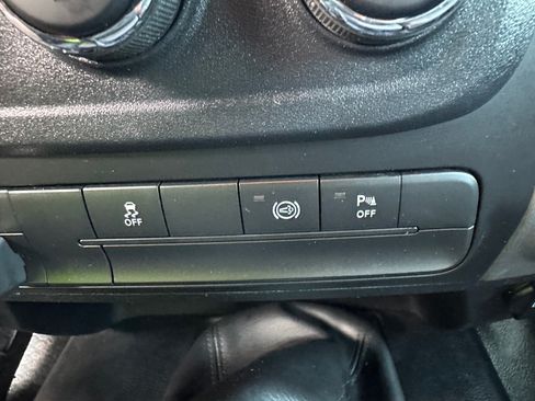 Used 2015 RAM 2500 Tradesman AWD/4WD image 27
