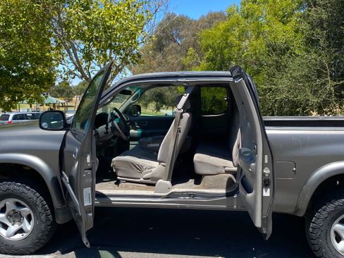 Used 2003 Toyota Tundra SR5 AWD/4WD image 6