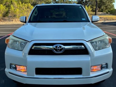 Used 2010 Toyota 4Runner Limited AWD/4WD image 1