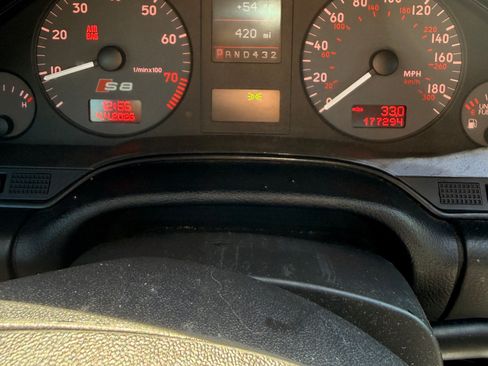 Used 2001 Audi S8 AWD/4WD image 12