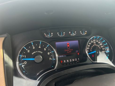 Used 2013 Ford F150 XLT w/ XLT Chrome Pkg RWD image 19