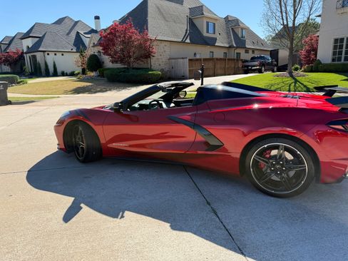 Used 2021 Chevrolet Corvette Stingray Premium Conv w/ Z51 Performance Package image 13