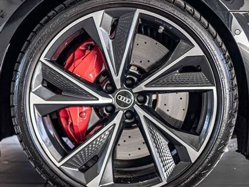 Used 2021 Audi RS 7 Sportback w/ Carbon Optic Package AWD/4WD image 16