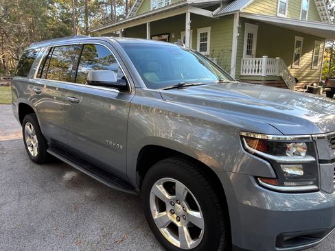 Used 2016 Chevrolet Tahoe LT w/ Luxury Package image 2