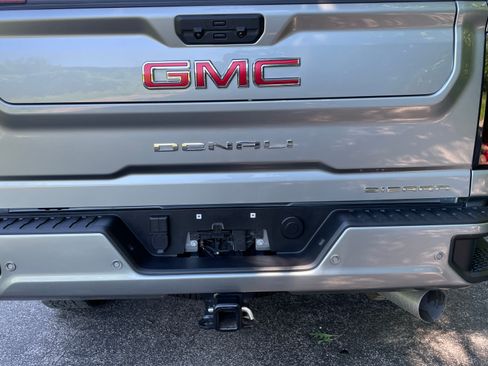 Used 2025 GMC Sierra 2500 Denali w/ Denali Reserve Package AWD/4WD image 6