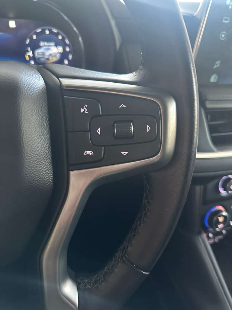 Used 2022 Chevrolet Suburban Z71 AWD/4WD image 10