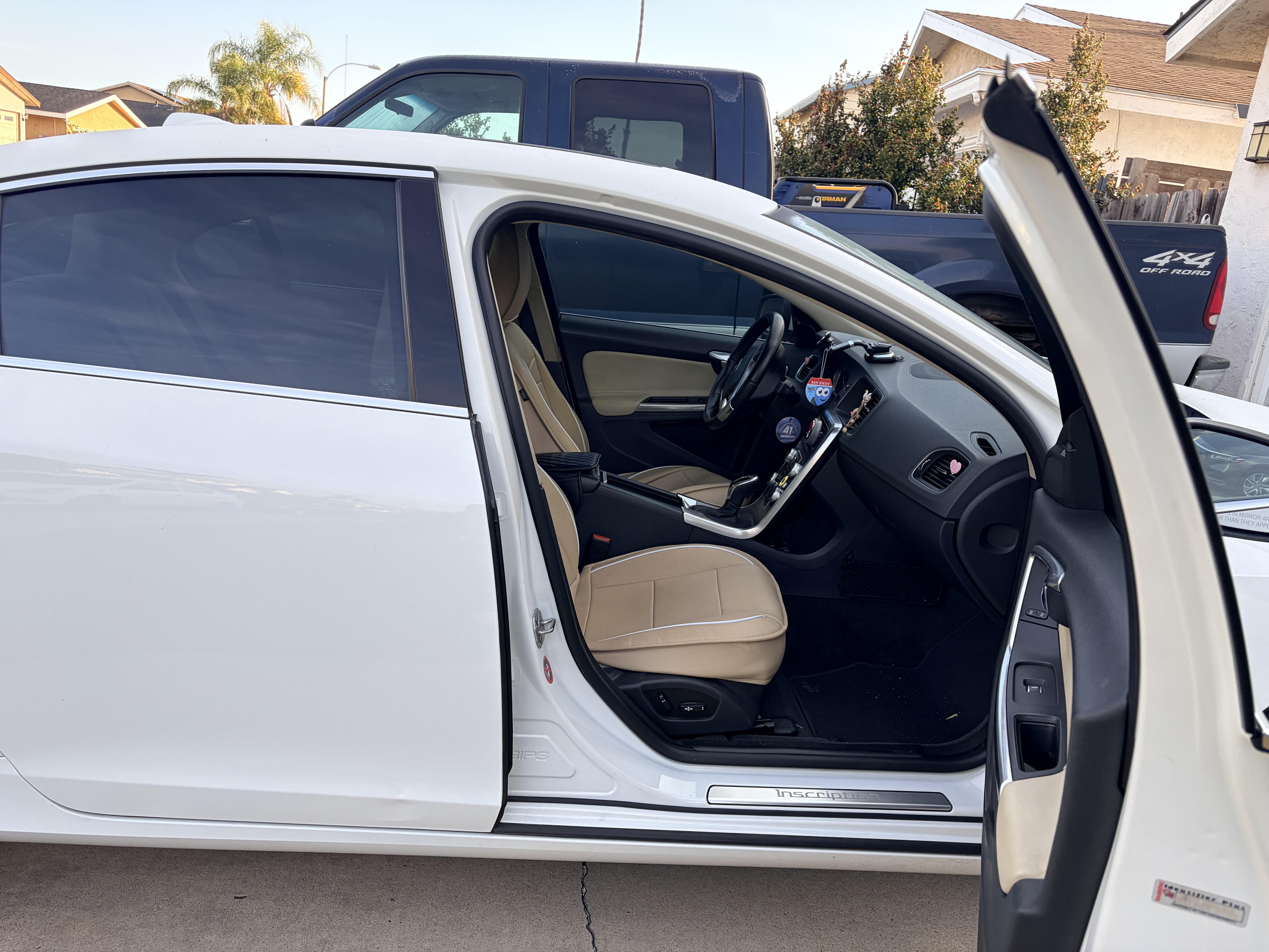 Used 2017 Volvo S60 T5 Inscription FWD image 11