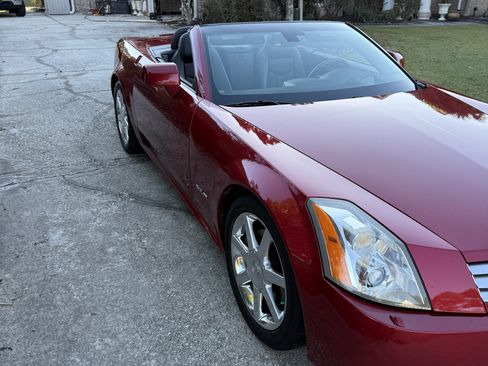 Used 2005 Cadillac XLR Convertible 2D image 8