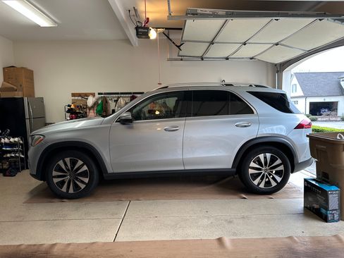 Used 2024 Mercedes-Benz GLE 350 4MATIC image 4