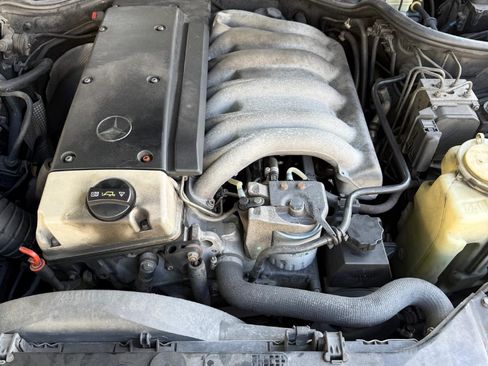 Used 1998 Mercedes-Benz E 300 Sedan image 2