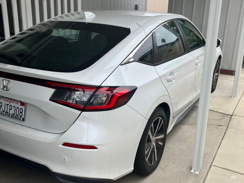 Used 2023 Honda Civic LX image 6