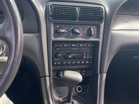 Used 2002 Ford Mustang GT Premium RWD image 10