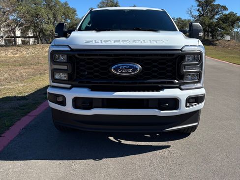 Used 2024 Ford F250 XL w/ STX Appearance Package image 2