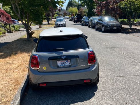 Used 2022 MINI Cooper SE FWD image 16