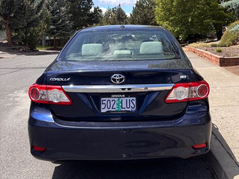 Used 2011 Toyota Corolla LE FWD image 4
