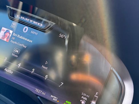 Used 2025 RAM 1500 Limited image 9