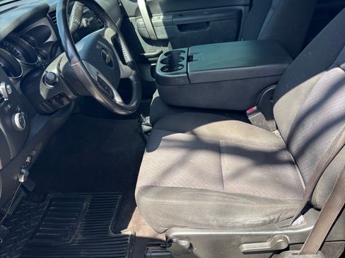 Used 2010 Chevrolet Silverado 1500 LT image 8