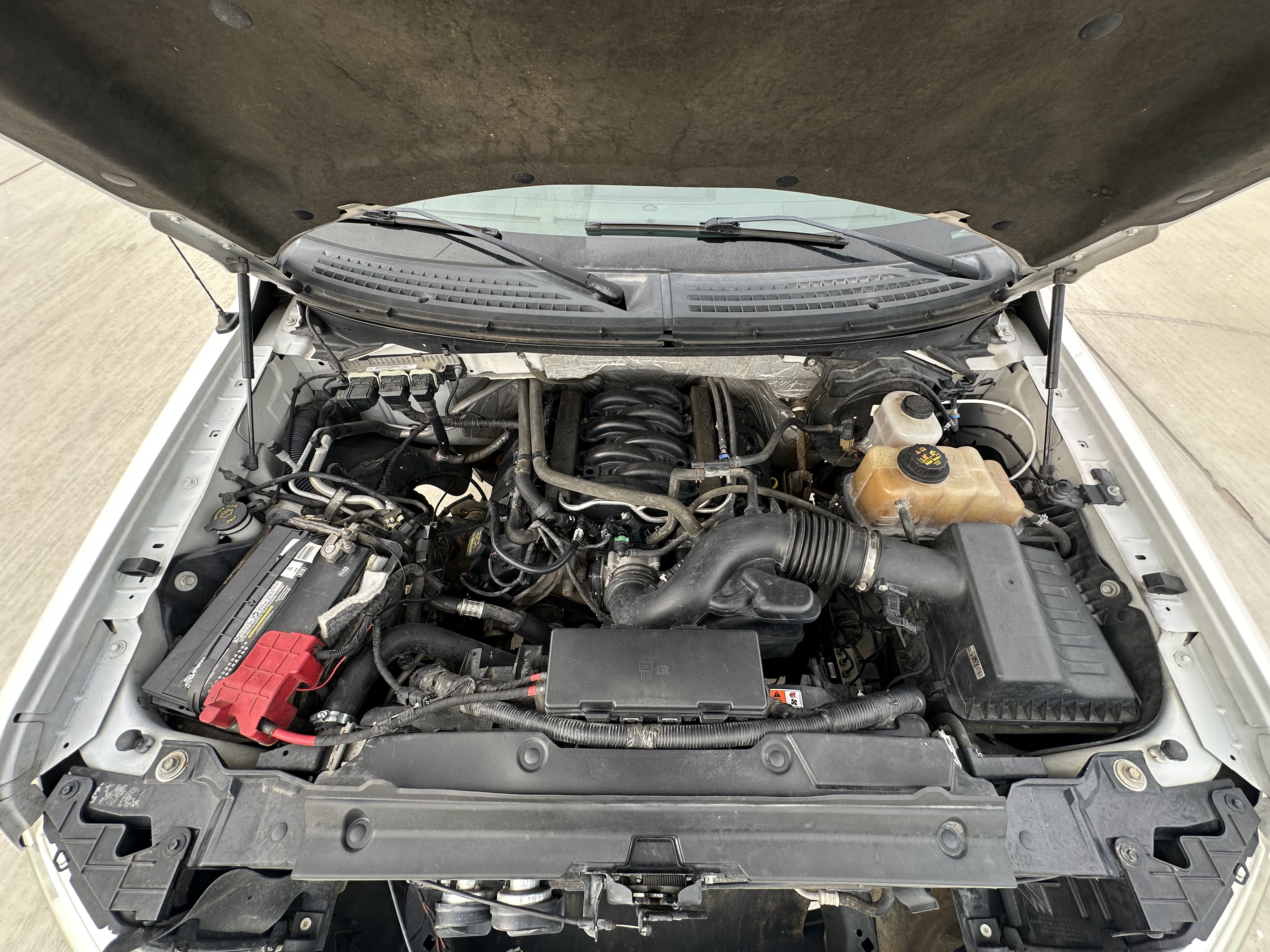 Used 2013 Ford F150 Lariat w/ Luxury Equipment Group AWD/4WD image 2