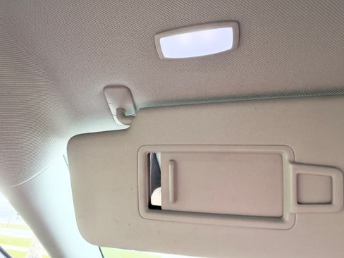 Used 2020 Volkswagen Tiguan SE w/ Panoramic Sunroof Package image 21