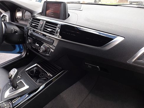 Used 2019 BMW 230i Coupe w/ Convenience Package image 23