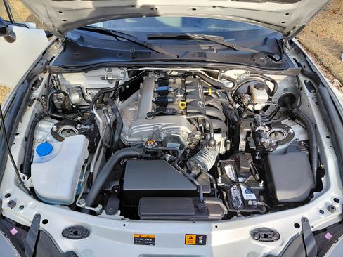 Used 2019 MAZDA MX-5 Miata RF Club w/ I-ACTIVSENSE Sport Package image 12