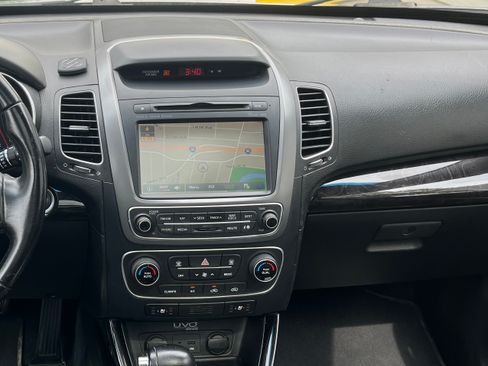 Used 2015 Kia Sorento EX w/ EX V6 Touring Package AWD/4WD image 17