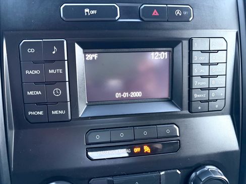 Used 2016 Ford F150 XL w/ Equipment Group 101A Mid image 6