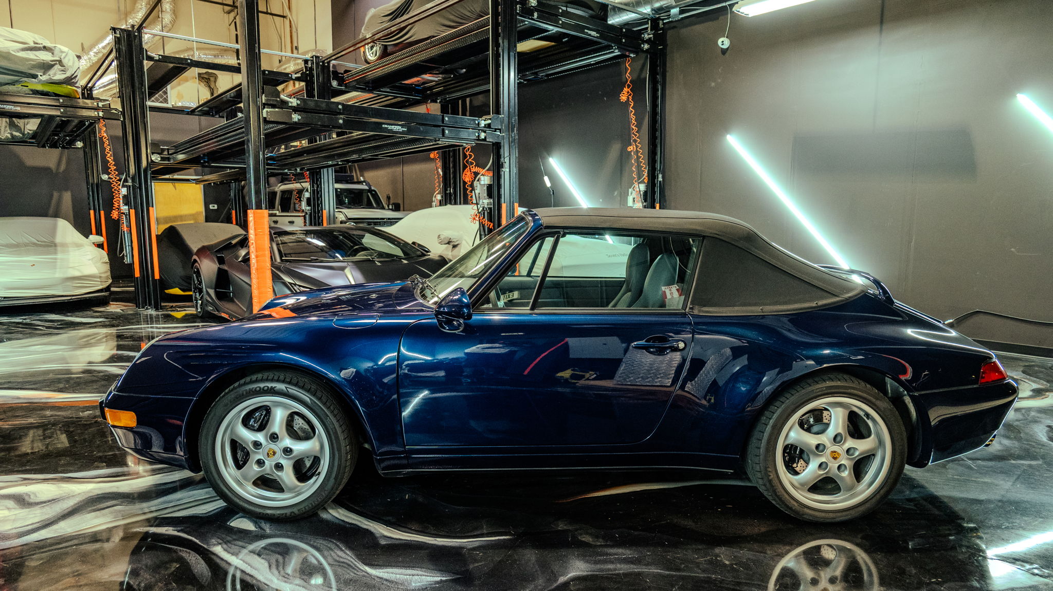Used 1998 Porsche 911 Cabriolet image 9