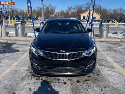 Used 2018 Kia Optima LX w/ 17" Alloy Wheels Package