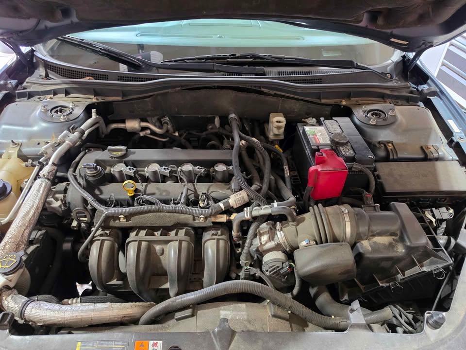 Used 2012 Ford Fusion SE FWD image 8