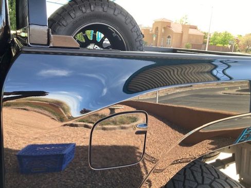 Used 2023 Nissan Frontier SV w/ Technology Package image 27